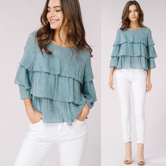 Soft Woven Textured Layered Top - Picture 2 of 7